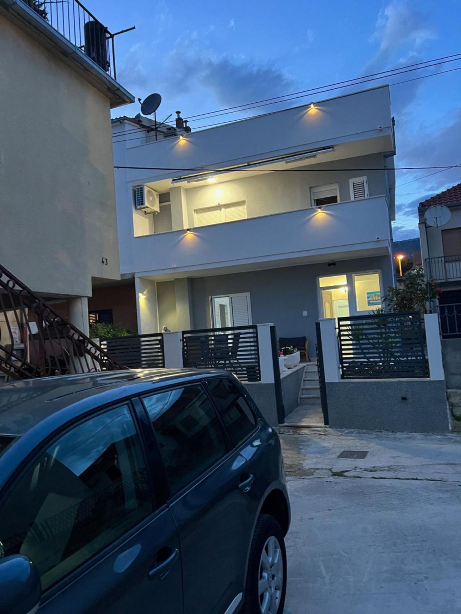 Apartments Milica Kaštela المظهر الخارجي الصورة